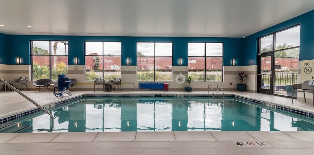 Hampton Inn & Suites - Allen Park Eksteriør billede
